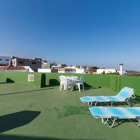 Apartman 3 Bedrooms Familieshi King Routes Wifi Aldea Blanca